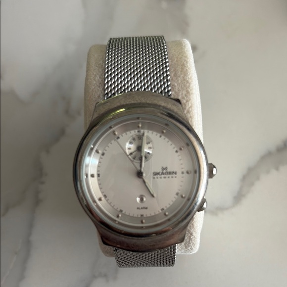 Skagen Silver Mesh Watch with Minimalist Dial